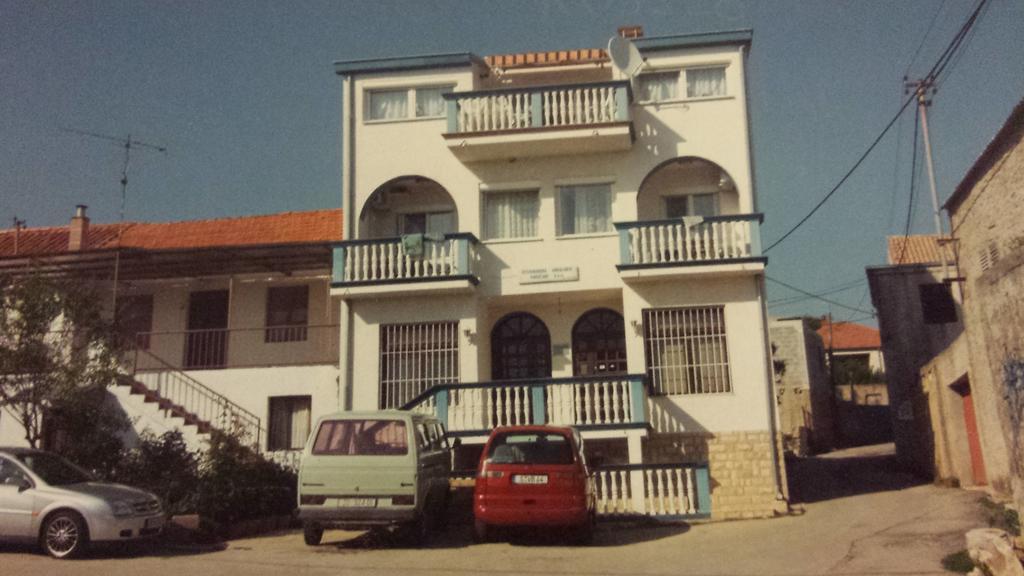 Apartments Bibijana Pakostane Bilik gambar